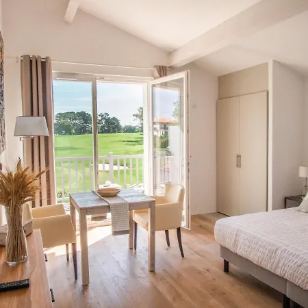 La Maison De La Cote Et Apartman Biarritz
